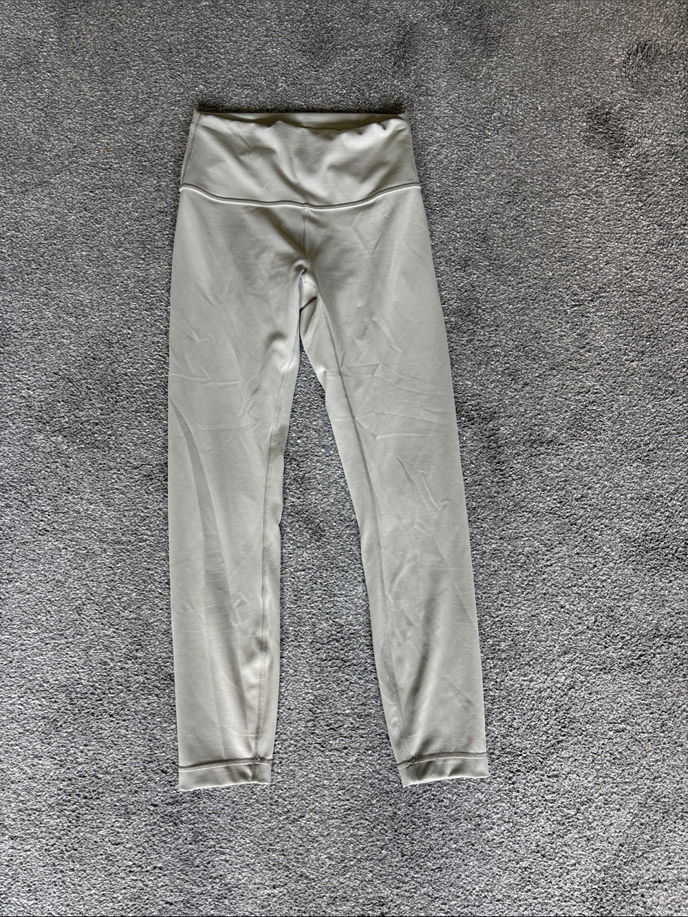 Lululemon Align Leggings in Light Gray/Beige Sz 6